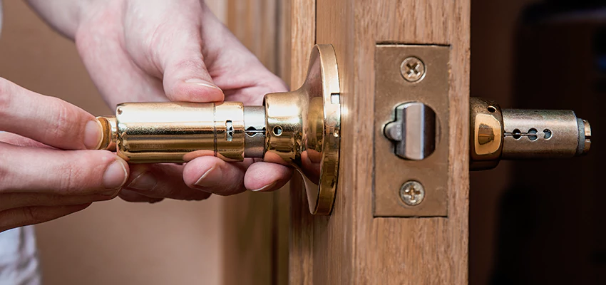 Padlock Lock Replacement Assistance in La Crescenta-Montrose, CA