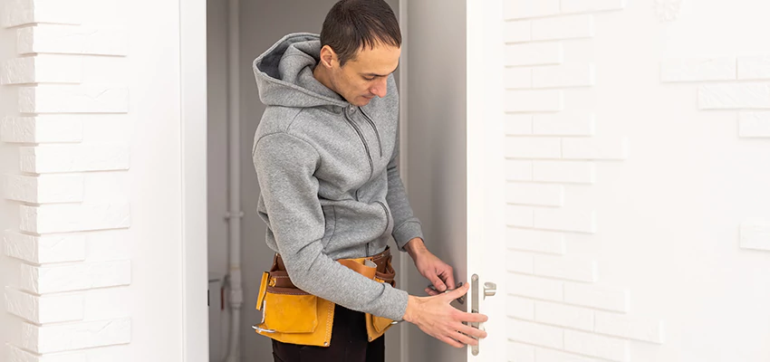 Nighttime Locksmith Near Me in La Crescenta-Montrose, CA
